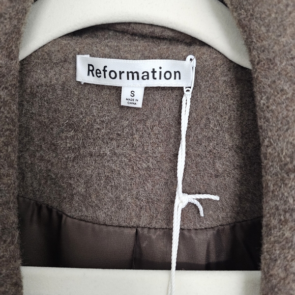 Reformation Kerri wrap coat - Picture 7 of 13